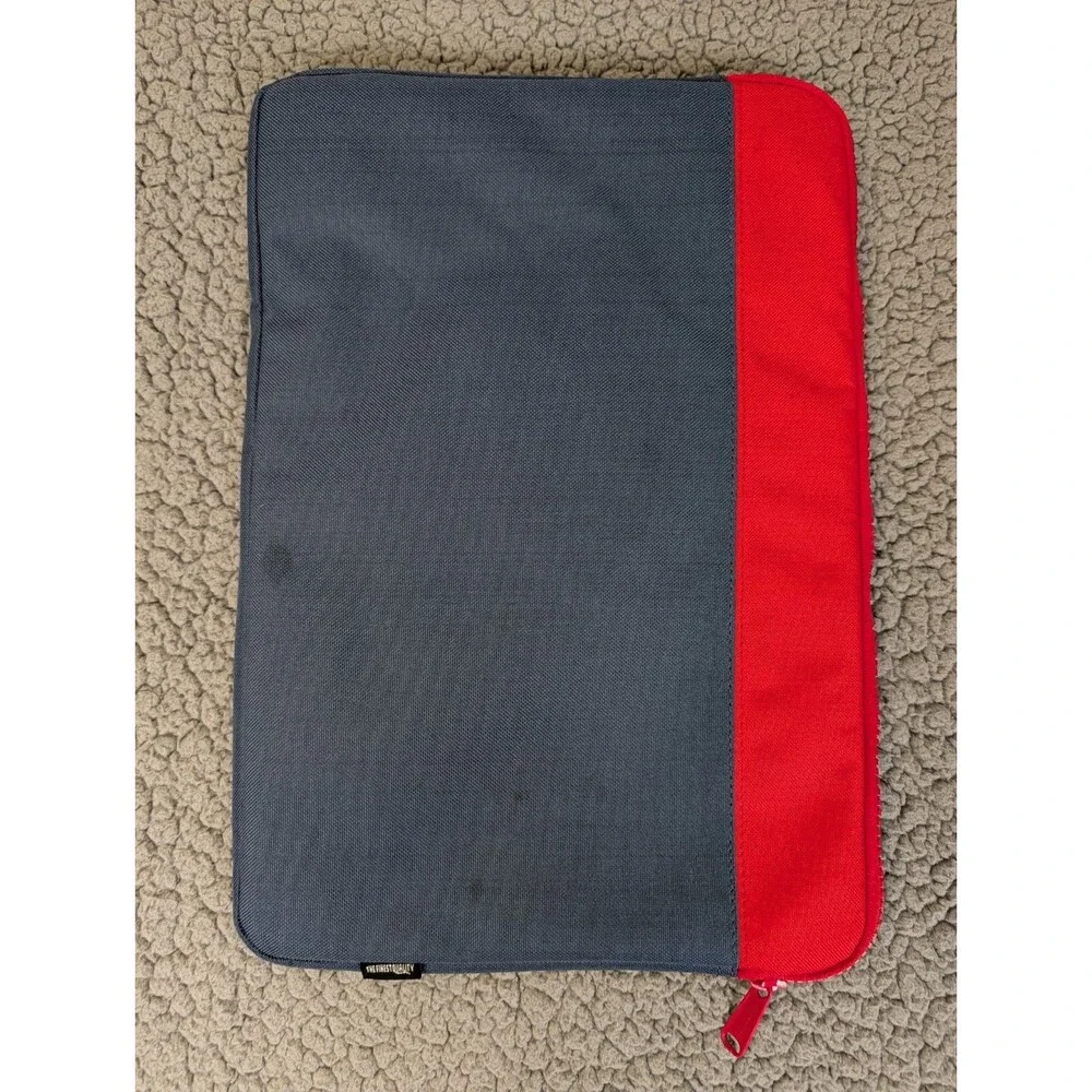 Herschel Padded Laptop Case Mobile Tablet 10